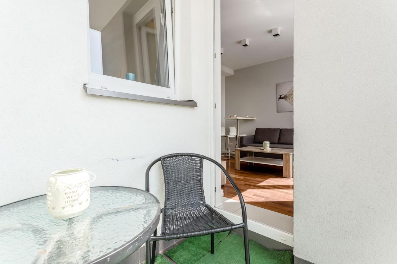 Chill Apartments Mokotow Business Park Warschau Exterior foto