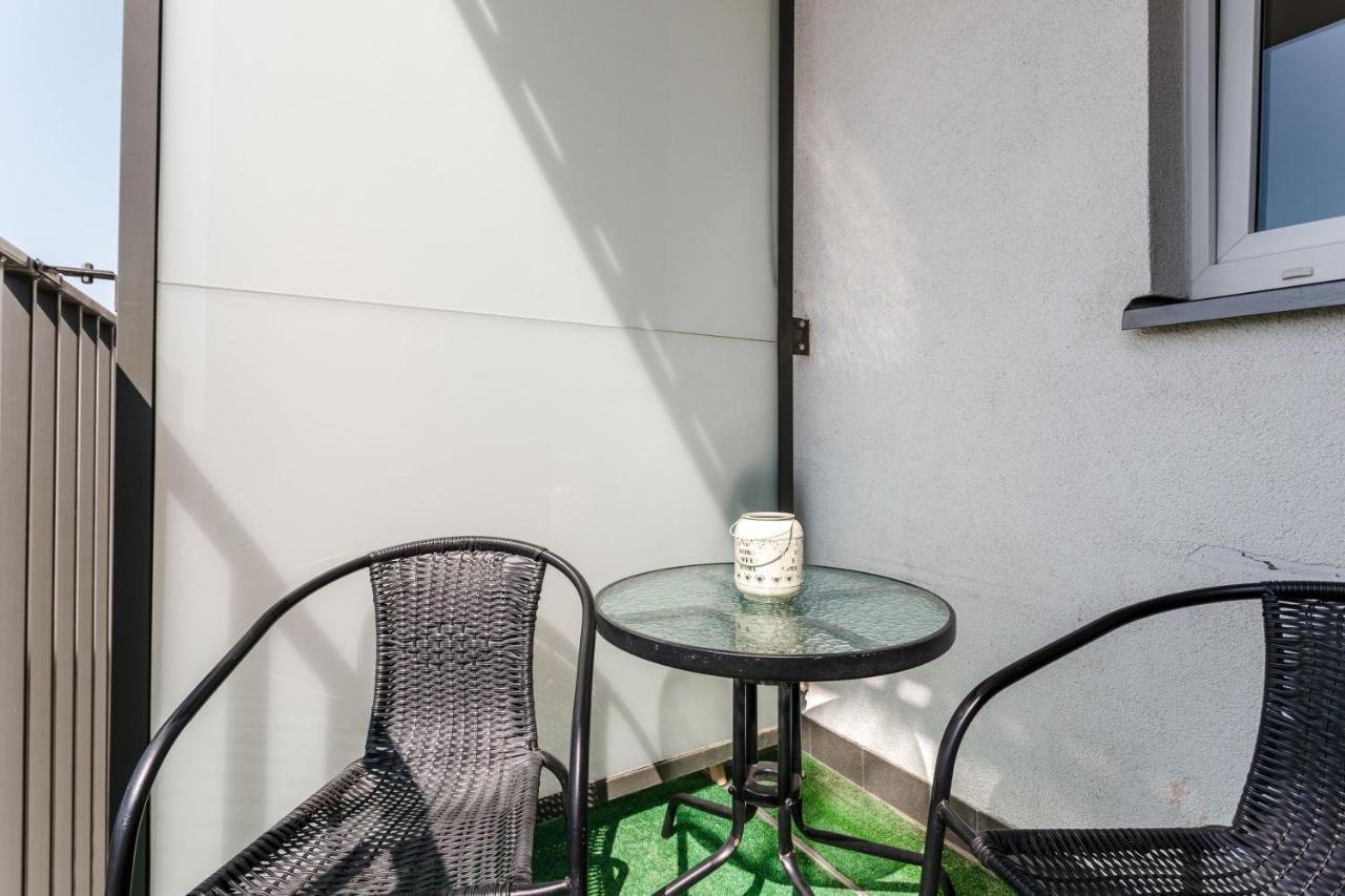Chill Apartments Mokotow Business Park Warschau Exterior foto